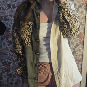 SHEIN Two-Tone Leopard Jean Jacket